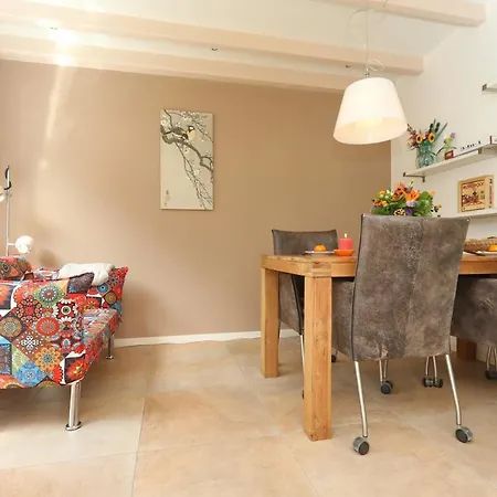 Semesterbostad Sunnybeachhouse Aan Het Bos, Tussen Zee En Meer. Noordwijkerhout