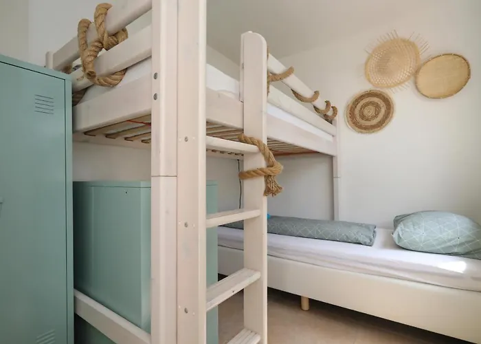 Sunnybeachhouse Aan Het Bos, Tussen Zee En Meer. Casa de Férias *