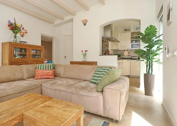 Sunnybeachhouse Aan Het Bos, Tussen Zee En Meer. Casa de Férias