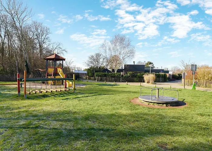 Sunnybeachhouse Aan Het Bos, Tussen Zee En Meer. Casa de Férias Noordwijkerhout