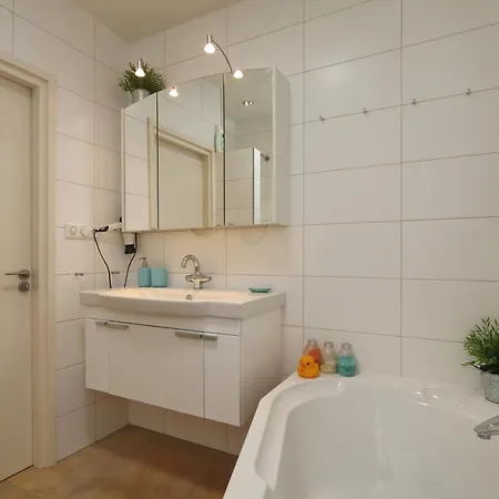 Sunnybeachhouse Aan Het Bos, Tussen Zee En Meer. Noordwijkerhout